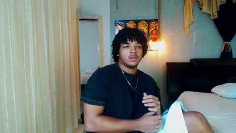 black_king_241 online show from October 1, 3:01 am