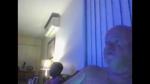 black_n_white4 online show from March 1, 9:51 am