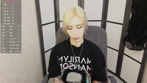 Emily online show from April 14, 8:20 am