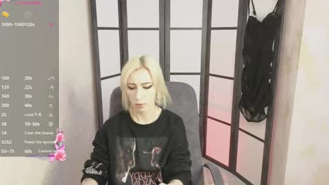 Snapshot of black_orchides chatting on May 1, 8:30 am Emily online show from May 1, 8:30 am