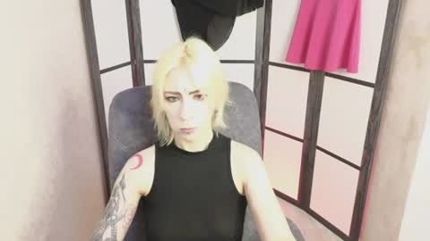 Emily online show from July 1, 8:16 am