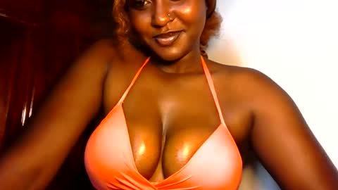Snapshot of black_paanther chatting on June 4, 8:20 am black_paanther online show from June 4, 8:20 am