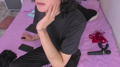 B L A C K  R O S E  online show from March 30, 11:22 am