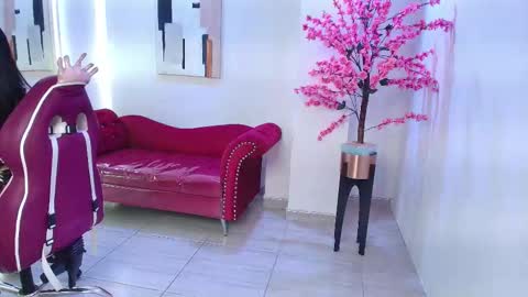 Rousse  online show from November 4, 3:27 am