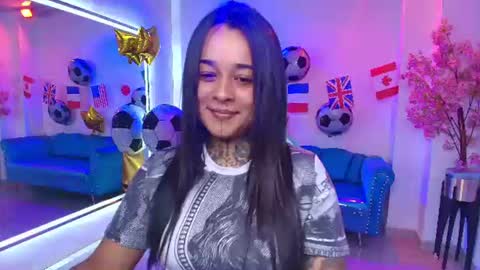 Snapshot of black_roseee chatting on July 2, 3:34 am Rousse online show from July 2, 3:34 am