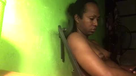 Snapshot of blackasiancockts chatting on December 22, 4:17 pm Crystal online show from December 22, 4:17 pm