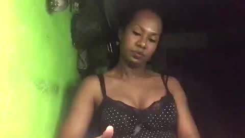 Snapshot of blackasiancockts chatting on December 29, 11:50 am Crystal online show from December 29, 11:50 am