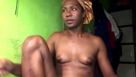 Snapshot of blackasiancockts chatting on September 28, 2:22 pm Crystal online show from September 28, 2:22 pm