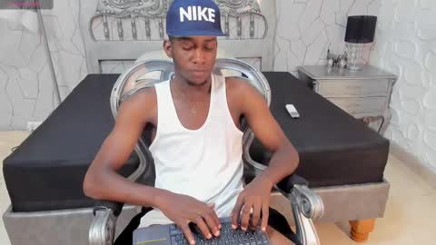 Snapshot of blackbiecock chatting on February 25, 6:36 am blackbiecock online show from February 25, 6:36 am