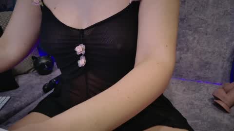 Snapshot of blackcat1422 chatting on May 12, 9:06 am Blackcat1422 online show from May 12, 9:06 am