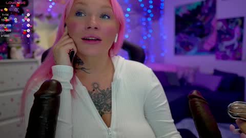 Alice online show from January 30, 6:43 pm