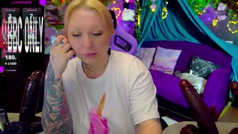 Snapshot of blackedbarbie chatting on July 27, 6:59 pm Alice online show from July 27, 6:59 pm