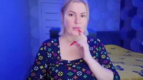 blackeyes11 online show from March 23, 12:58 am