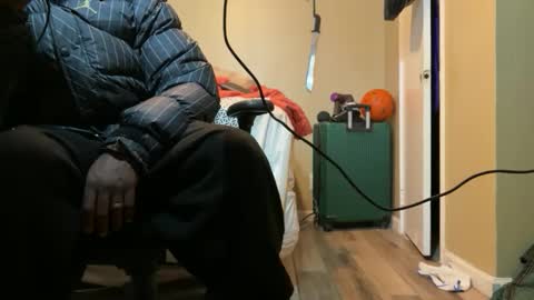 blackjag107 online show from December 18, 5:13 am