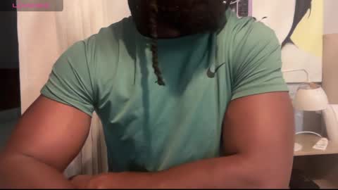 blackmuscles77 online show from April 2, 2:31 am
