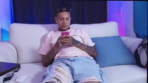 blackout9703 online show from February 14, 4:20 am