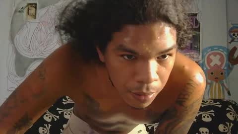 i am D.L online show from December 3, 10:07 pm