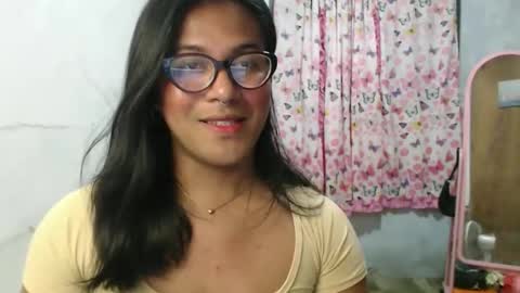 Ellez online show from March 10, 8:14 pm