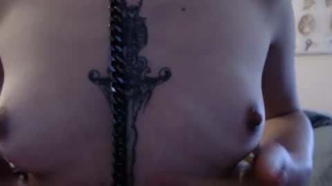 Snapshot of blackrxse chatting on January 18, 9:34 pm Roselina online show from January 18, 9:34 pm