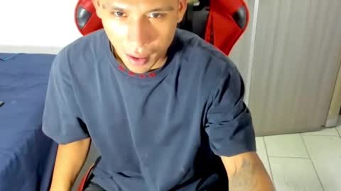 Snapshot of blacksex_boy chatting on February 24, 3:15 am Marlon online show from February 24, 3:15 am