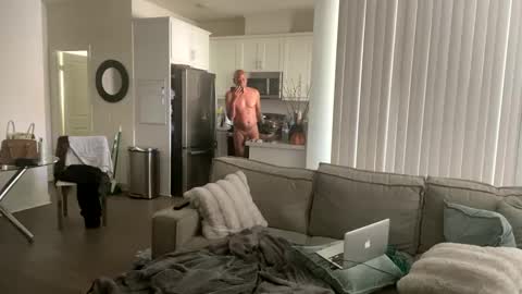 ebony online show from September 12, 6:08 pm