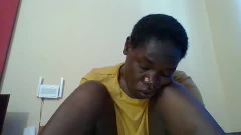 Snapshot of blacksexygal chatting on May 11, 5:13 am SARAH online show from May 11, 5:13 am