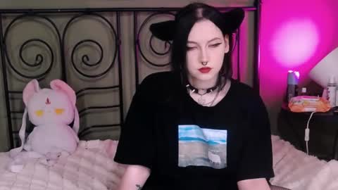 Snapshot of blacky_tea chatting on October 20, 8:09 pm blacky_tea online show from October 20, 8:09 pm