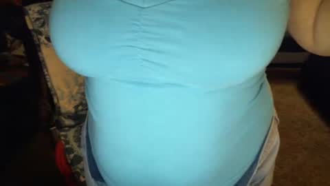 bladesizzo3111 online show from October 29, 8:27 am