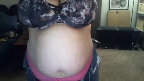 bladesizzo3111 online show from March 8, 8:18 am