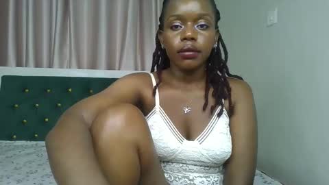 Snapshot of blair_havoc chatting on May 14, 8:26 pm Blair online show from May 14, 8:26 pm