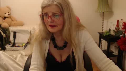 Snapshot of blairfort chatting on January 8, 9:12 pm blairfort online show from January 8, 9:12 pm