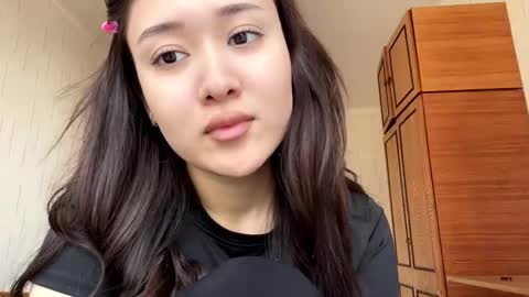 Mila online show from March 18, 7:22 am