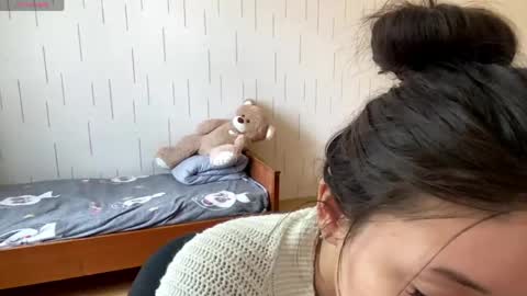 Mila online show from May 3, 11:38 am