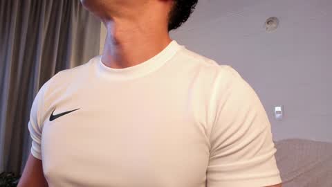 Snapshot of blake_levi chatting on January 4, 1:10 am Blake Levi Independent Model online show from January 4, 1:10 am