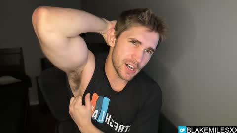 Snapshot of blakemiles2 chatting on May 22, 2:30 am Blake Miles online show from May 22, 2:30 am