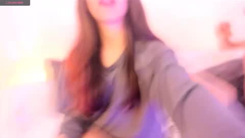  JULIE  online show from November 22, 4:33 am