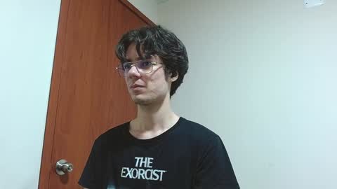 Snapshot of blakeshatter chatting on January 4, 8:59 pm blakeshatter online show from January 4, 8:59 pm