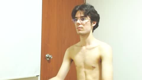 Snapshot of blakeshatter chatting on March 11, 11:48 pm blakeshatter online show from March 11, 11:48 pm