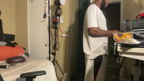 Blackjag00 online show from October 28, 6:06 am