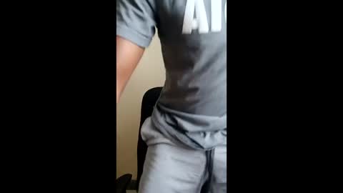 blakmoufaka online show from December 20, 4:41 am