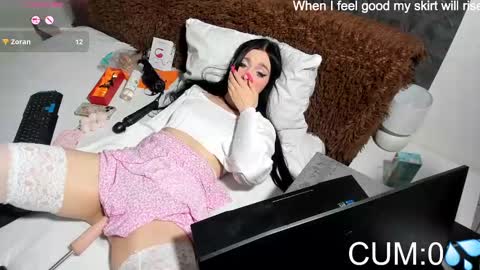 Snapshot of blancasuarez chatting on September 16, 9:05 pm MY VIDEOS THAT WILL MAKE YOU CUM - online show from September 16, 9:05 pm