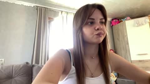 Snapshot of blanchbunt chatting on June 30, 6:03 am Angel online show from June 30, 6:03 am