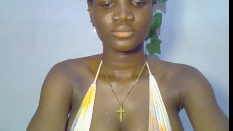 nikky00 online show from January 18, 7:23 am