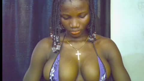 Snapshot of blaq_melanin chatting on May 8, 11:26 am nikky00 online show from May 8, 11:26 am