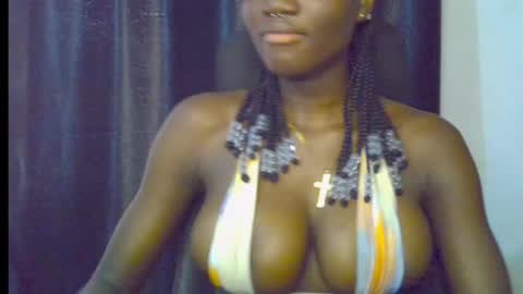 Snapshot of blaq_melanin chatting on June 1, 10:06 am nikky00 online show from June 1, 10:06 am