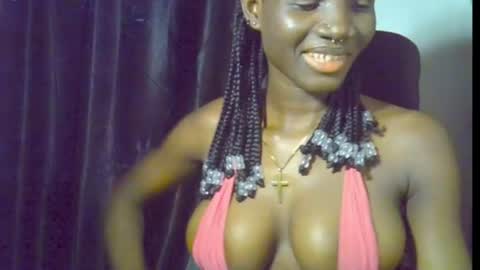 Snapshot of blaq_melanin chatting on July 21, 10:28 am nikky00 online show from July 21, 10:28 am