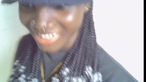 Snapshot of blaq_melanin chatting on July 22, 11:13 am nikky00 online show from July 22, 11:13 am