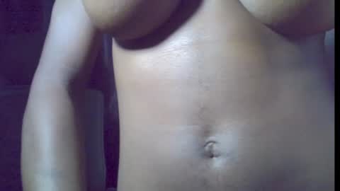 Snapshot of blaq_melanin chatting on July 23, 8:34 am nikky00 online show from July 23, 8:34 am