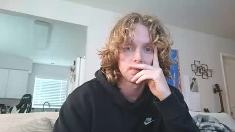 Blaze Thickwood online show from February 14, 9:11 pm