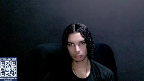 Snapshot of blek00x chatting on April 8, 10:54 pm blek00x online show from April 8, 10:54 pm